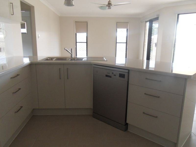 25 SUNPOINT WAY, Calliope QLD 4680