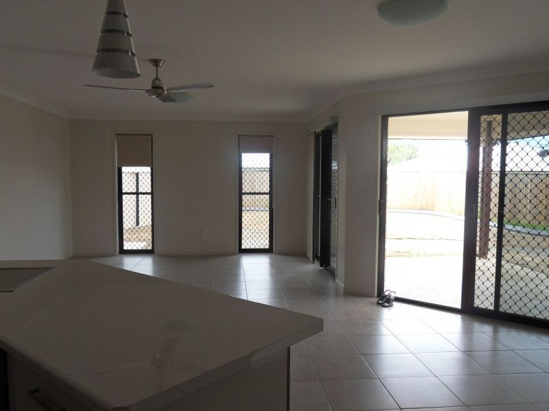 25 SUNPOINT WAY, Calliope QLD 4680