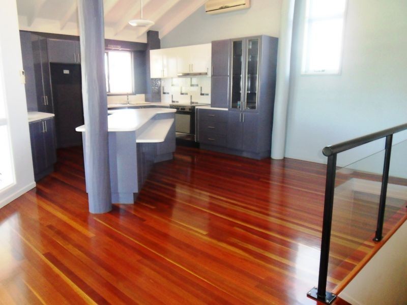 6 CHARLES CRESCENT, Tannum Sands QLD 4680