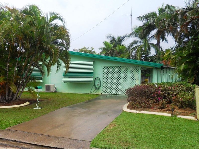 32 ALEXANDER STREET, Boyne Island QLD 4680