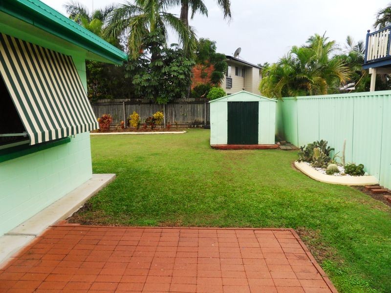 32 ALEXANDER STREET, Boyne Island QLD 4680