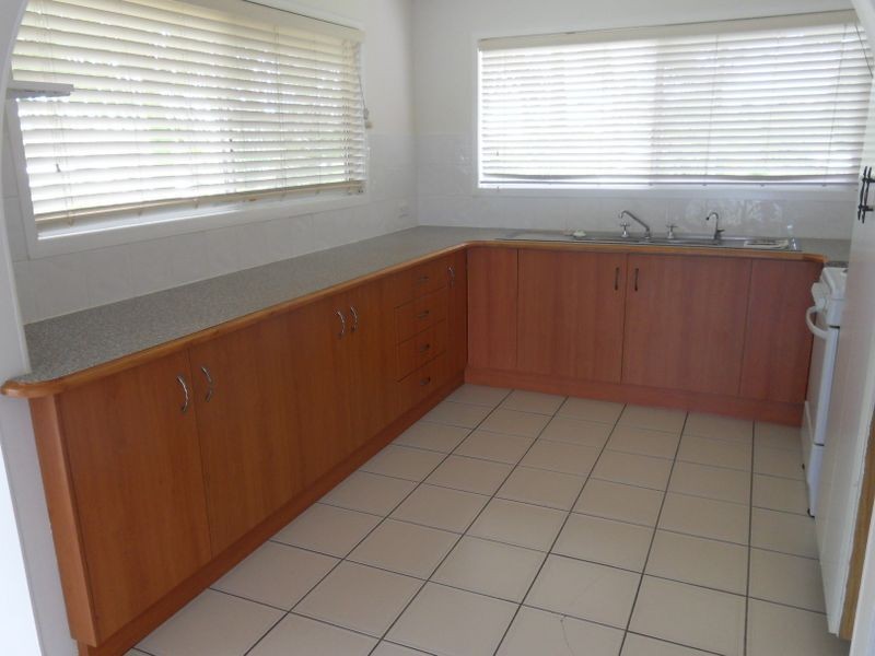 34 HAMPTON DRIVE, Tannum Sands QLD 4680