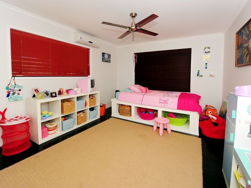 72 WYNDHAM AVENUE, Boyne Island QLD 4680
