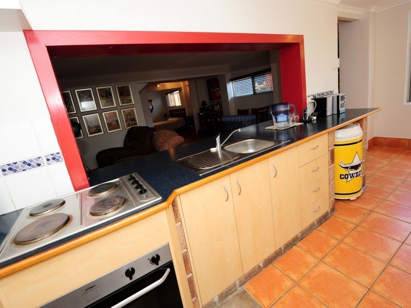 72 WYNDHAM AVENUE, Boyne Island QLD 4680