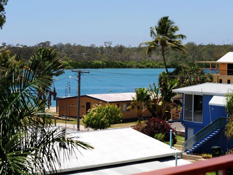 72 WYNDHAM AVENUE, Boyne Island QLD 4680