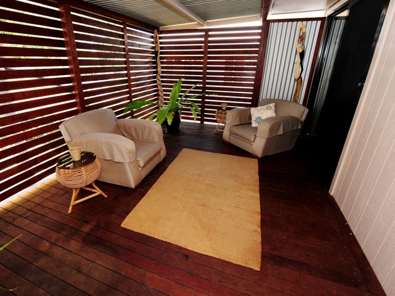 72 WYNDHAM AVENUE, Boyne Island QLD 4680