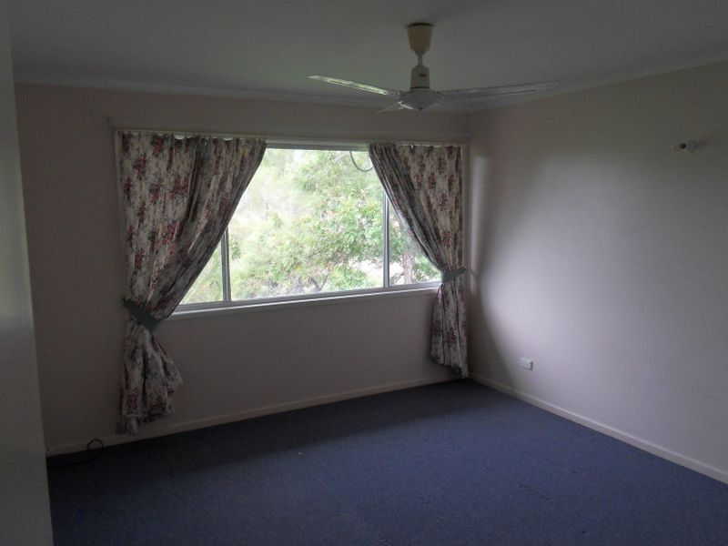 54 LATROBE STREET, Tannum Sands QLD 4680