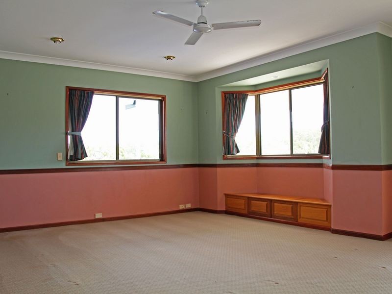 15 Richard Street, Boyne Island QLD 4680