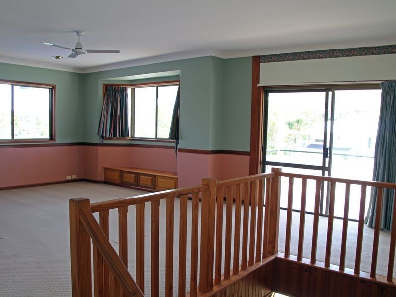 15 Richard Street, Boyne Island QLD 4680
