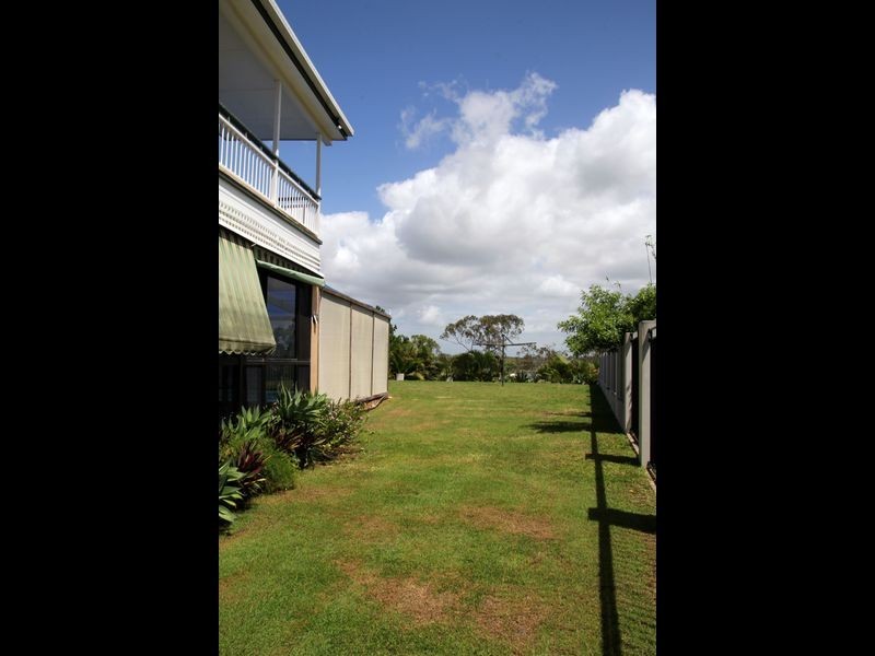 15 Richard Street, Boyne Island QLD 4680