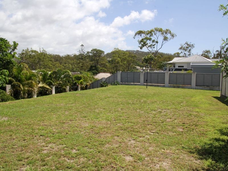 15 Richard Street, Boyne Island QLD 4680