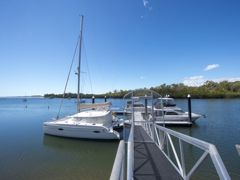 10 Wyndham Avenue, Boyne Island QLD 4680