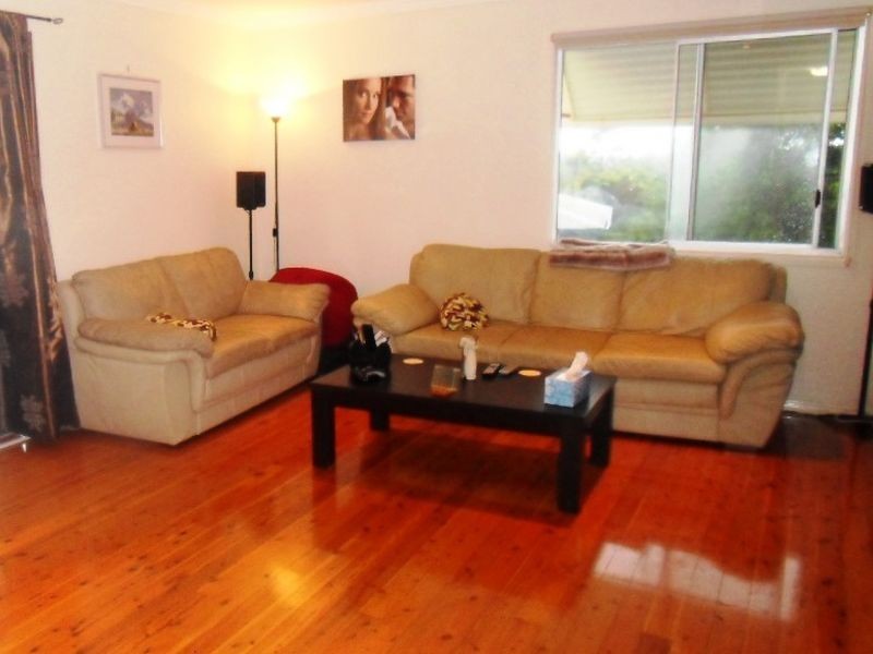 5 Stokes Street, Boyne Island QLD 4680