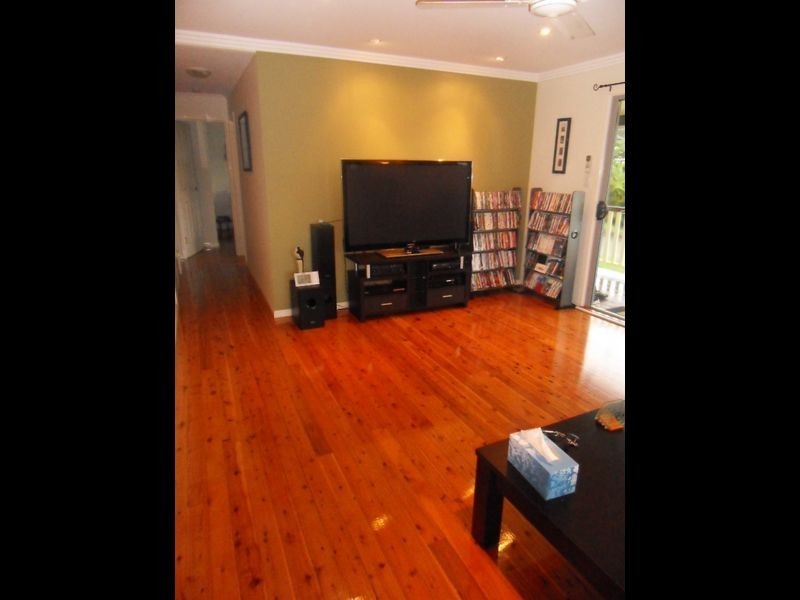 5 Stokes Street, Boyne Island QLD 4680