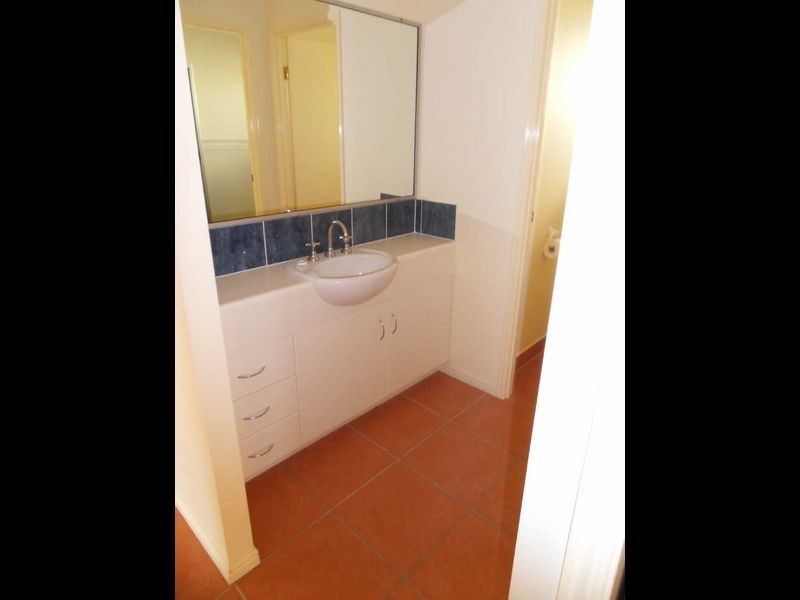 77 HAMPTON DRIVE, Tannum Sands QLD 4680