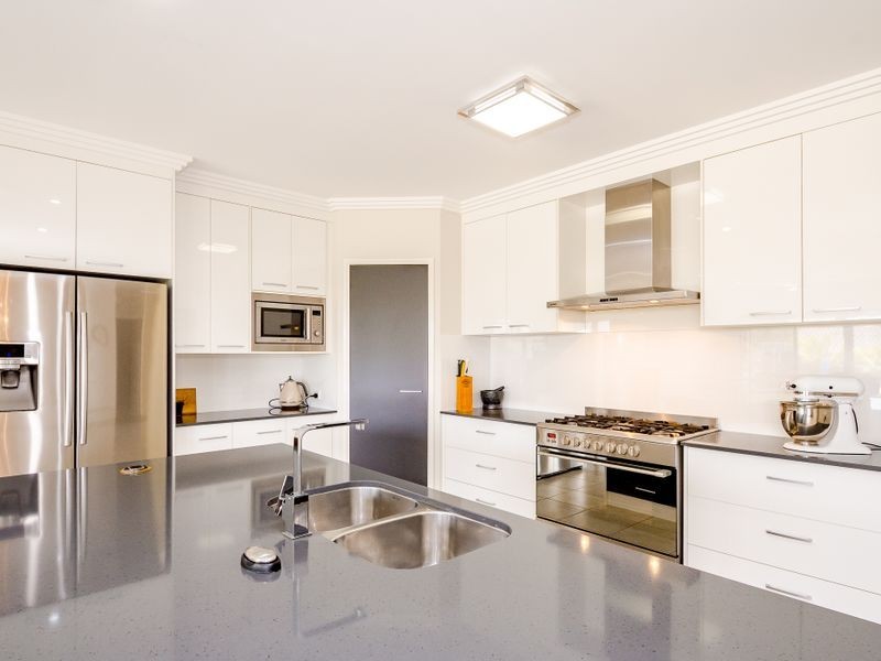 1A Plimsoll Court, Tannum Sands QLD 4680