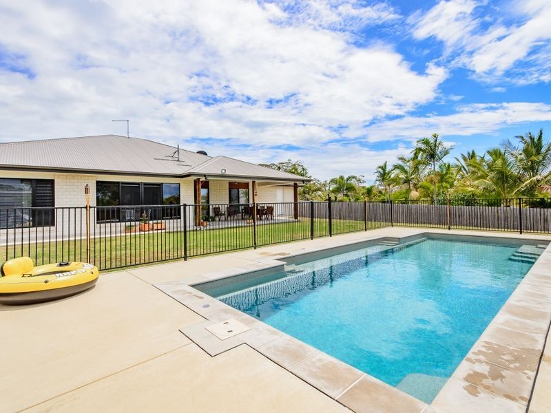 1A Plimsoll Court, Tannum Sands QLD 4680