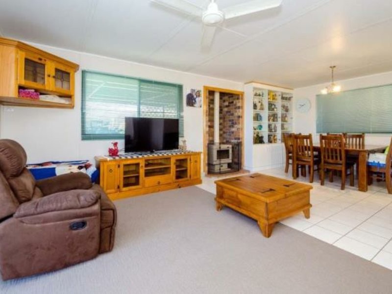 20 Illoura Road, Wurdong Heights QLD 4680
