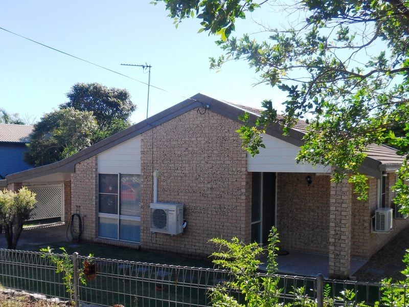 22 CENTENARY DRIVE, Boyne Island QLD 4680