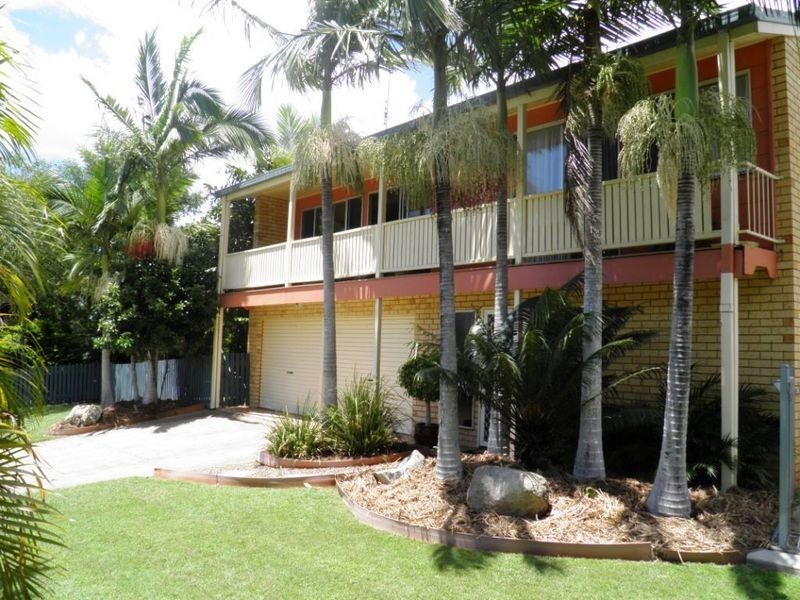 38 SAYRE CRESCENT, Boyne Island QLD 4680