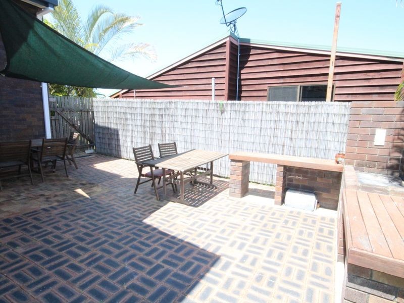 15 Sayre Cr, Boyne Island QLD 4680
