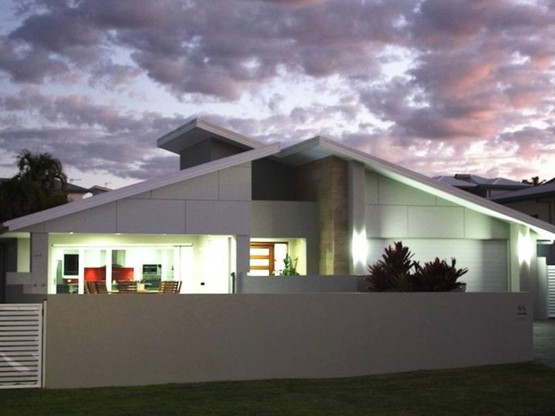 65 THE OAKS ROAD, Tannum Sands QLD 4680