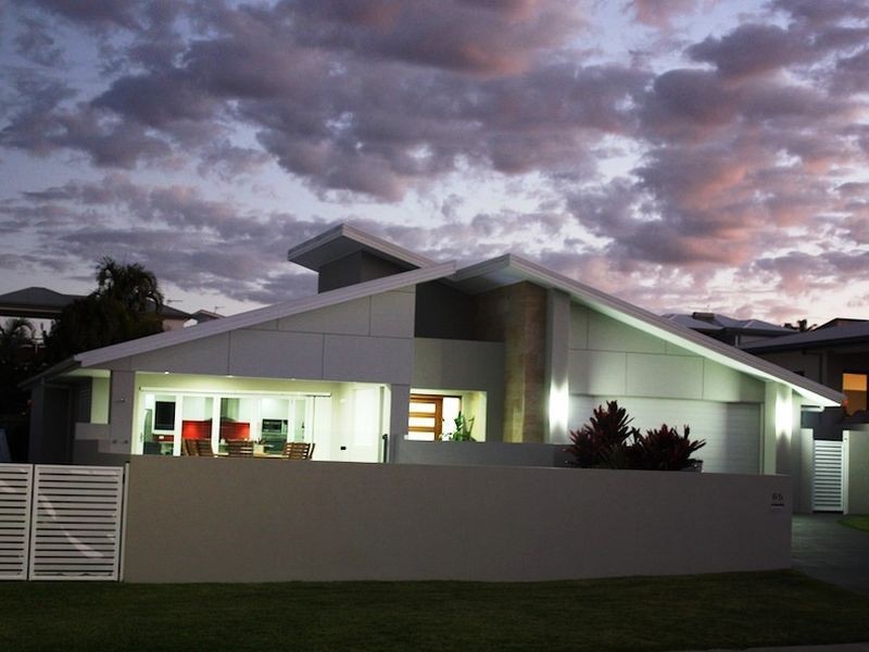 65 THE OAKS ROAD, Tannum Sands QLD 4680