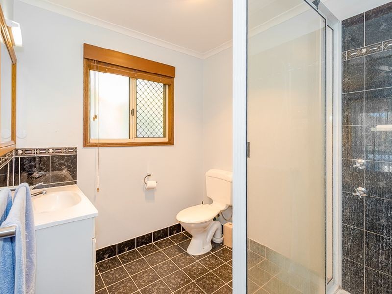 8 School Street, Tannum Sands QLD 4680