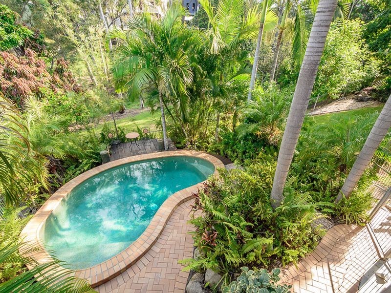 8 School Street, Tannum Sands QLD 4680