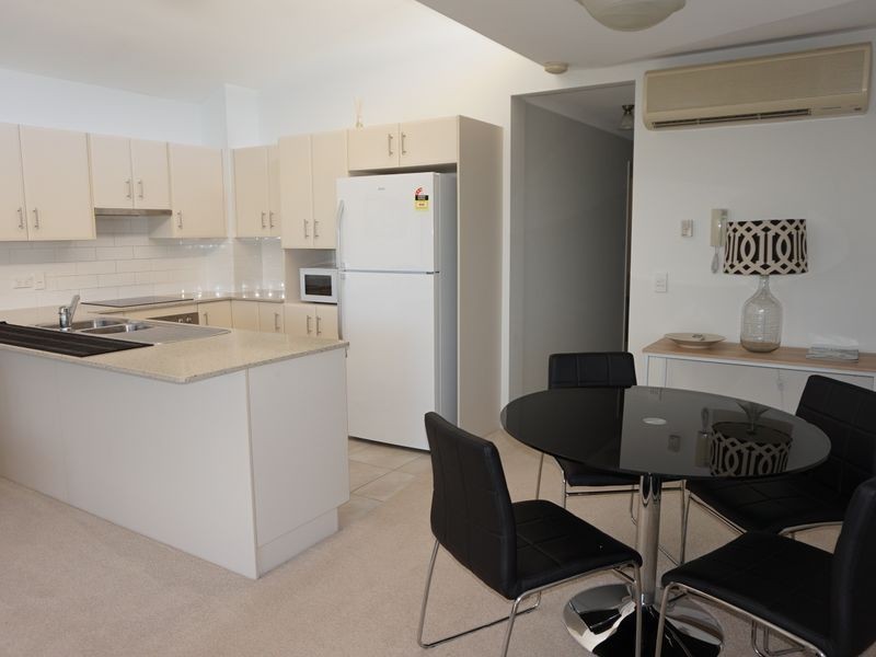 10/8a Wyndham Avenue, Boyne Island QLD 4680