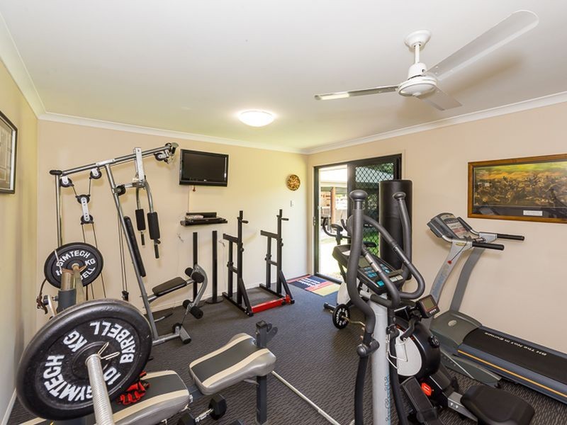 15 Plimsoll Court, Tannum Sands QLD 4680