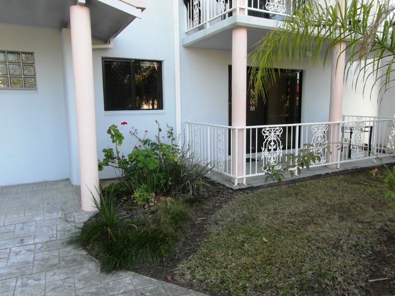 2/32 BEACH AVENUE, Tannum Sands QLD 4680