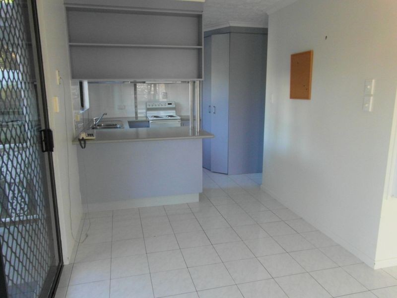 2/32 BEACH AVENUE, Tannum Sands QLD 4680