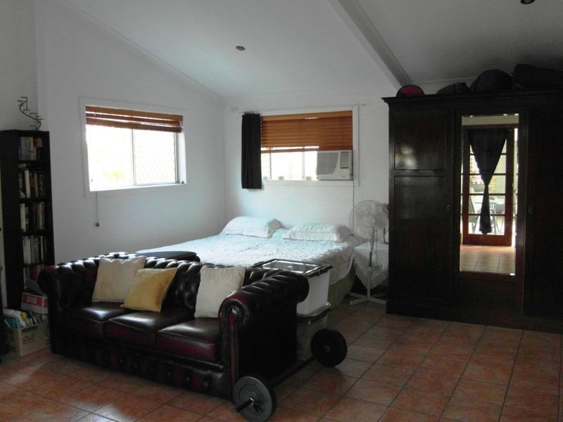 8 KEATING STREET, Tannum Sands QLD 4680