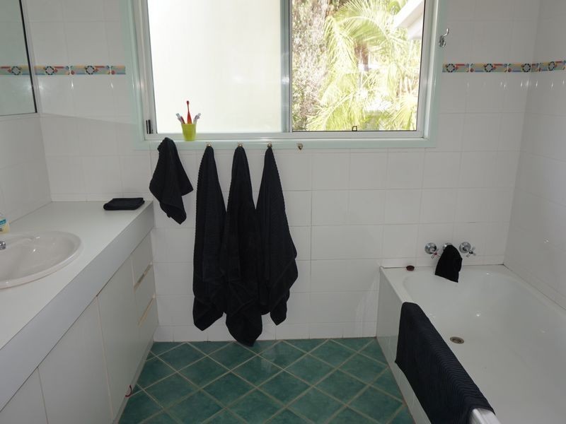 23 Alexander Street, Boyne Island QLD 4680