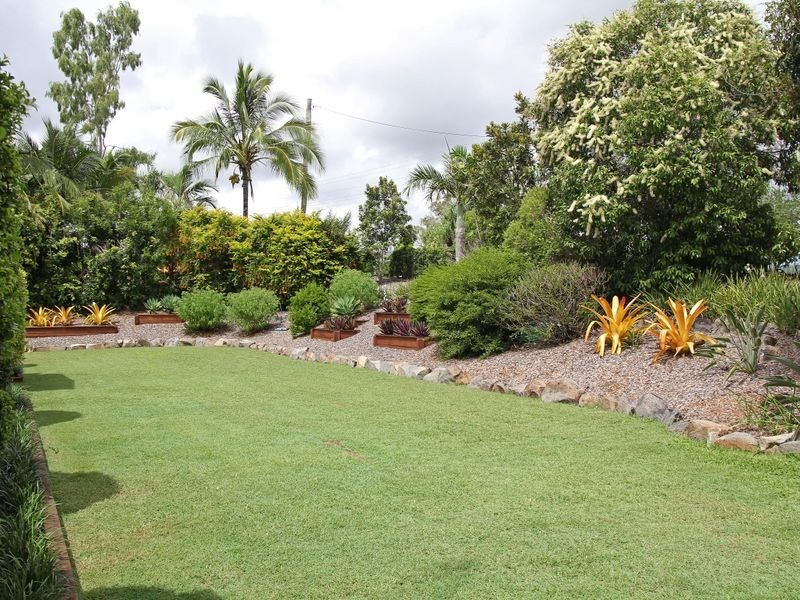 13 Helen Crescent, Wurdong Heights QLD 4680