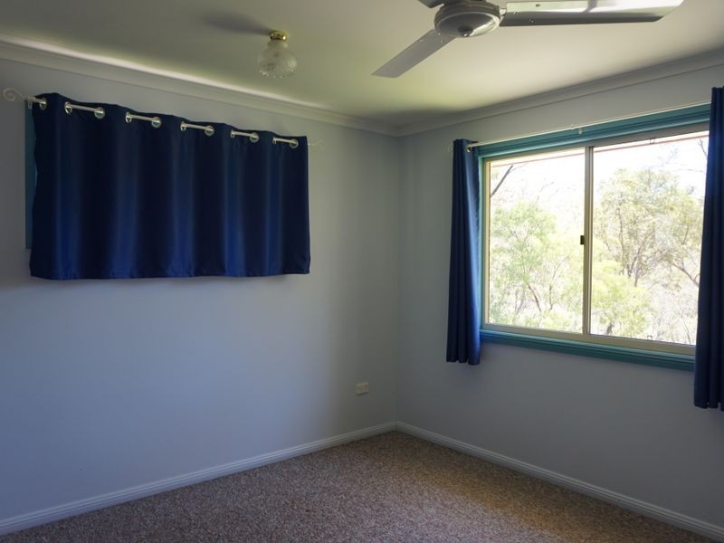 35 Sayre Crescent, Boyne Island QLD 4680
