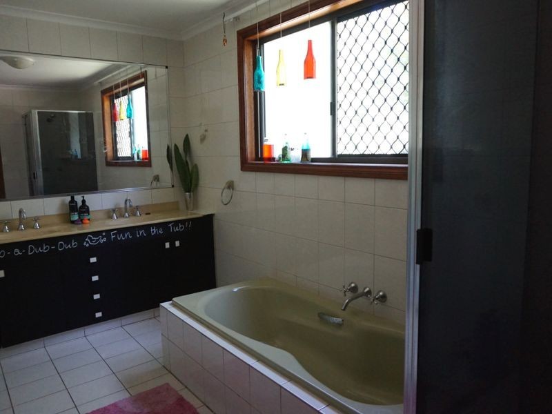 38 Silverton Drive, Tannum Sands QLD 4680