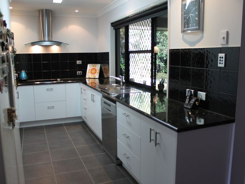 13 Golf View Drive, Boyne Island QLD 4680