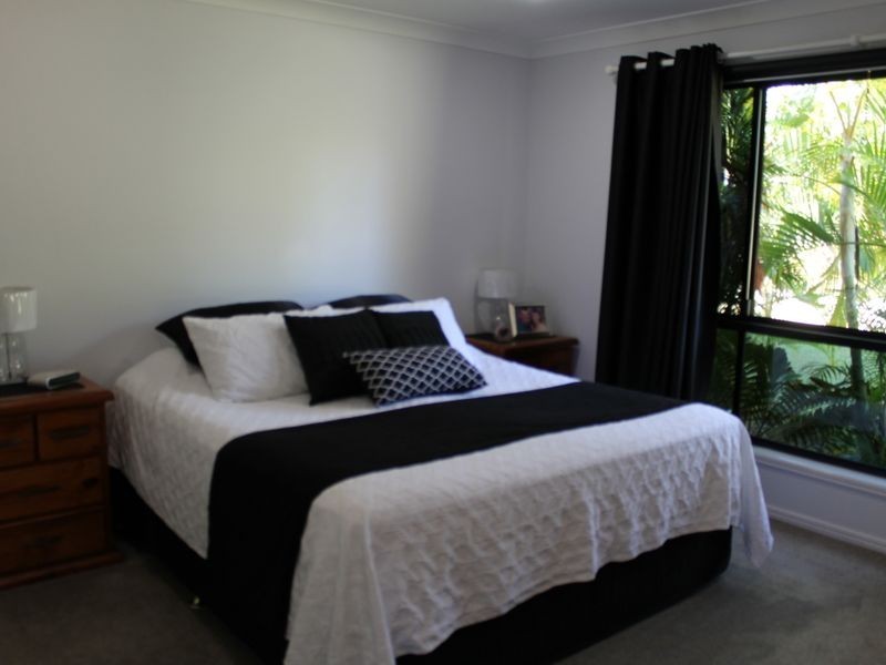 13 Golf View Drive, Boyne Island QLD 4680