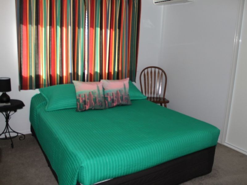 13 Golf View Drive, Boyne Island QLD 4680