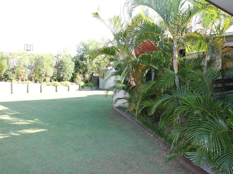 13 Golf View Drive, Boyne Island QLD 4680