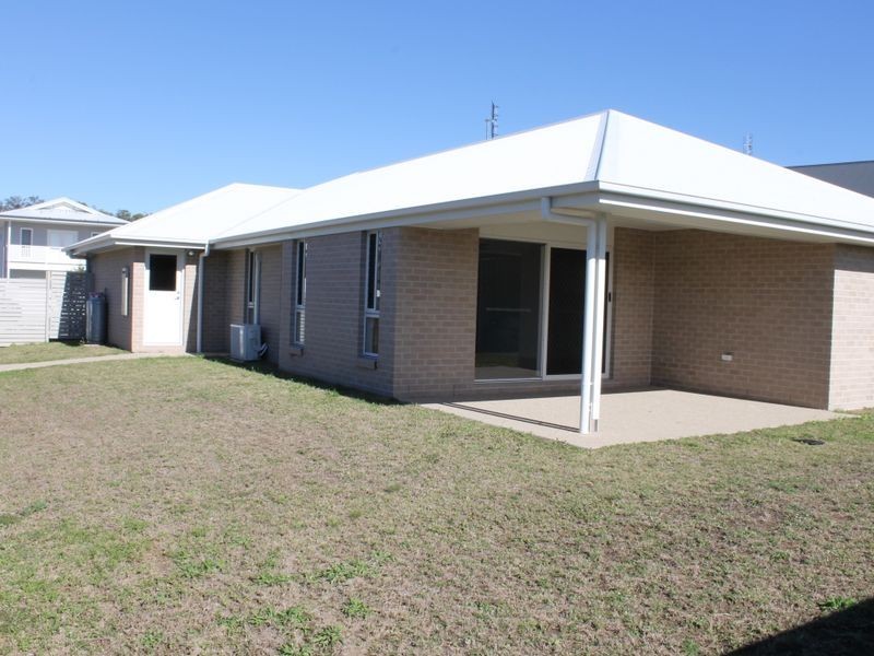 15 Kurwongbah Street, Boyne Island QLD 4680