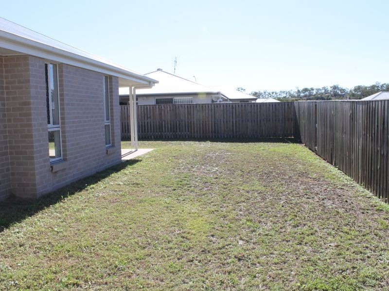15 Kurwongbah Street, Boyne Island QLD 4680