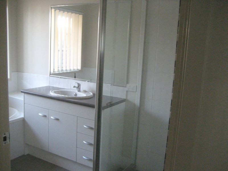 32 Hawkesbury Road, Calliope QLD 4680