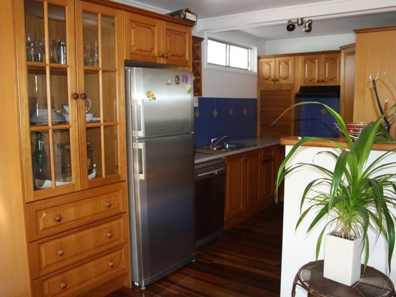 7 Tarcoola Drive, Boyne Island QLD 4680