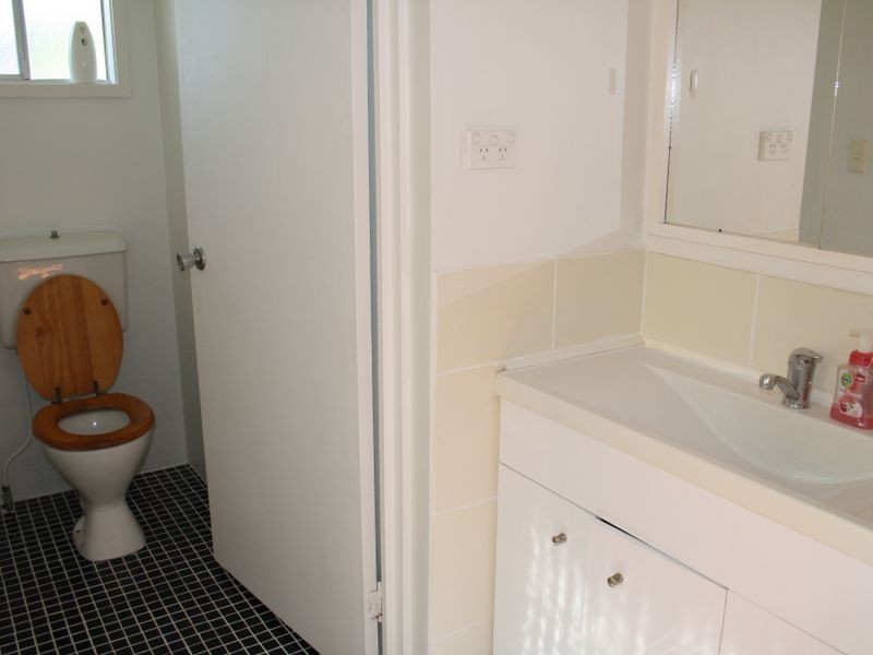 7 Tarcoola Drive, Boyne Island QLD 4680