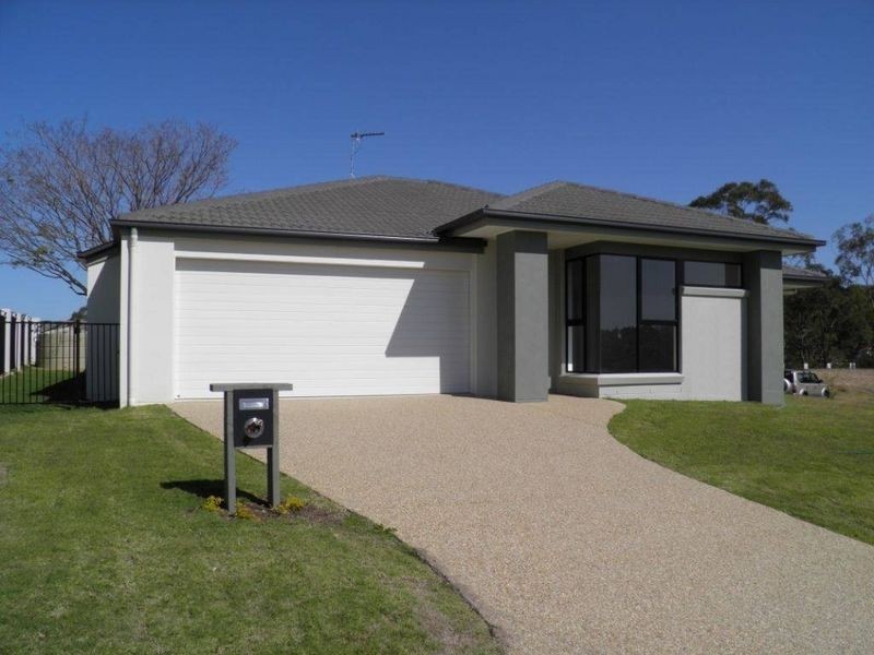 17 RICHARD STREET, Boyne Island QLD 4680