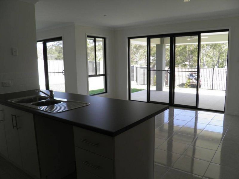 17 RICHARD STREET, Boyne Island QLD 4680
