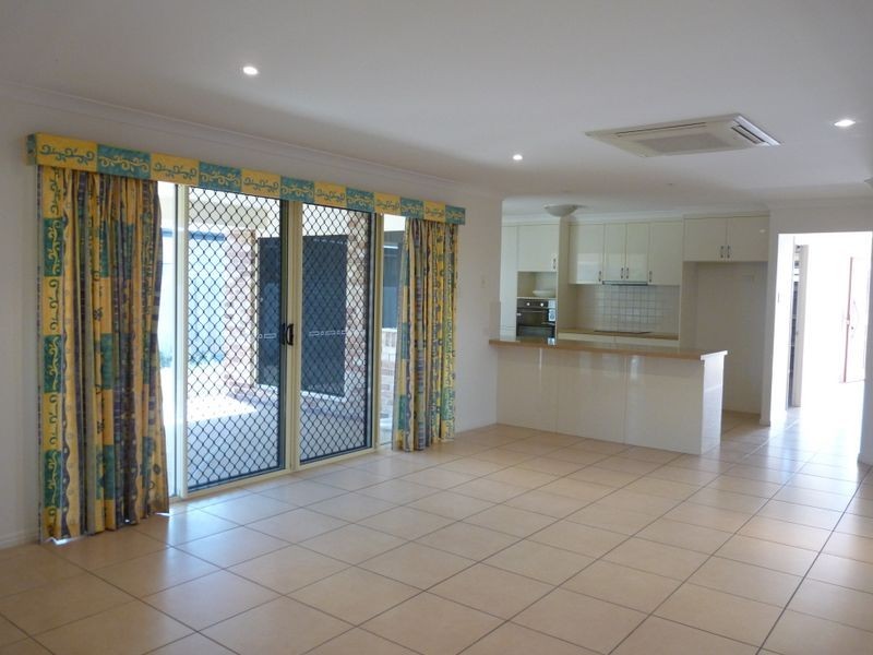 25 Longreach Court, Tannum Sands QLD 4680